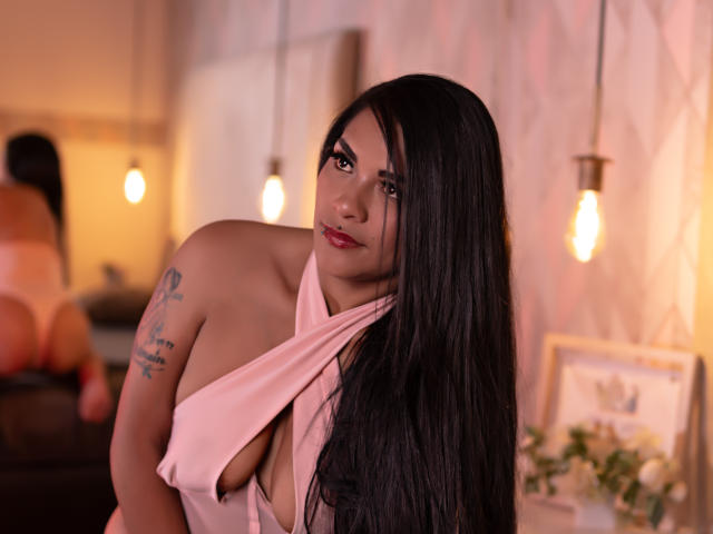 CandyLowers - Live sex cam - 22220677