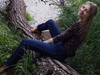 AsyaMossa - Live Sex Cam - 22223765