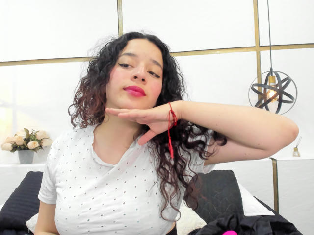 VenusCream - Live sex cam - 22225601