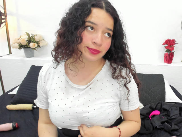 VenusCream - Live sex cam - 22225617