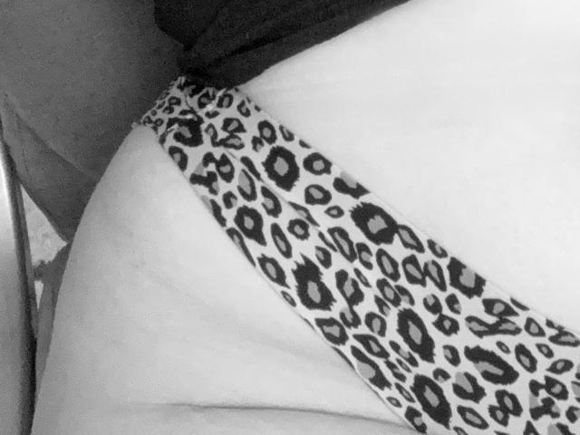 Rubbi - Live porn &amp; sex cam - 22230149