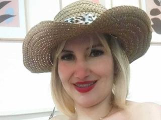 GiuliaAddams - Live porn &amp; sex cam - 22235801