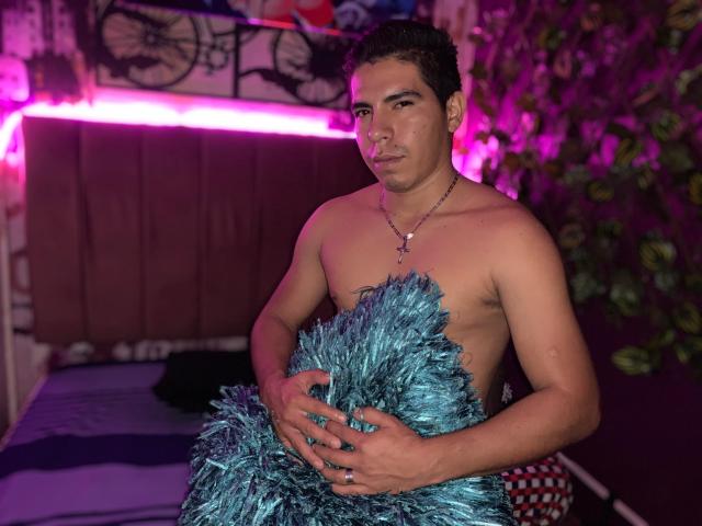 FabianPasive - Live Sex Cam - 22239597