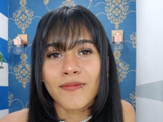 AnnieDarling - Live porn &amp; sex cam - 22243325