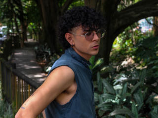 Mordekai - Live sex cam - 22253085