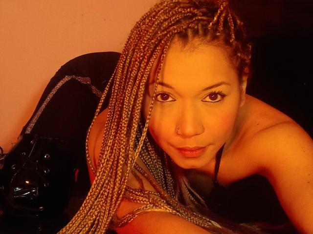 KathyaLaurent - Live Sex Cam - 22254753