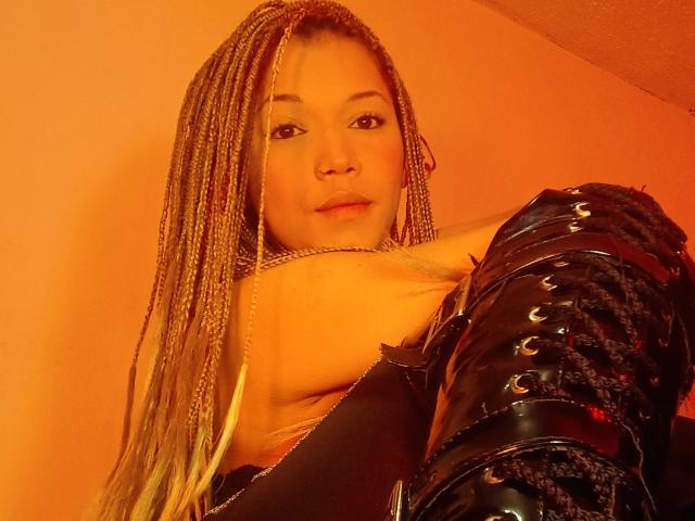KathyaLaurent - Live porn &amp; sex cam - 22254761