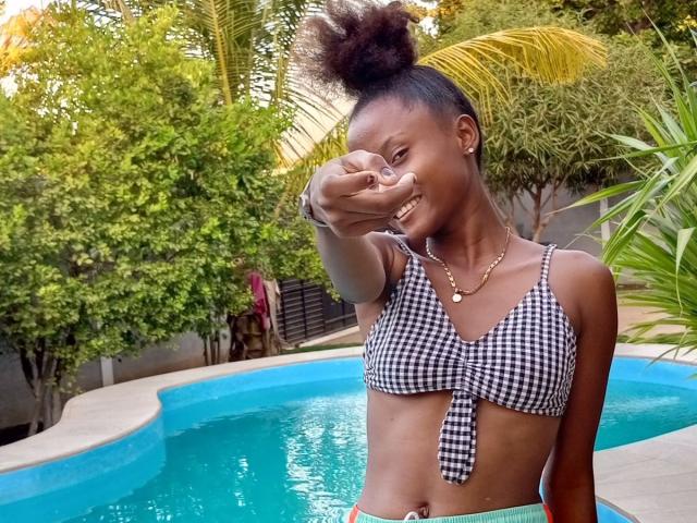 Darline - Live Sex Cam - 22256605