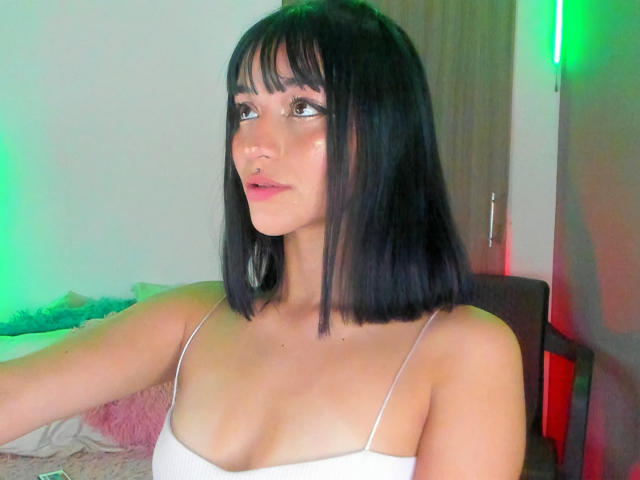 LindaWatsong - Live porn &amp; sex cam - 22259837
