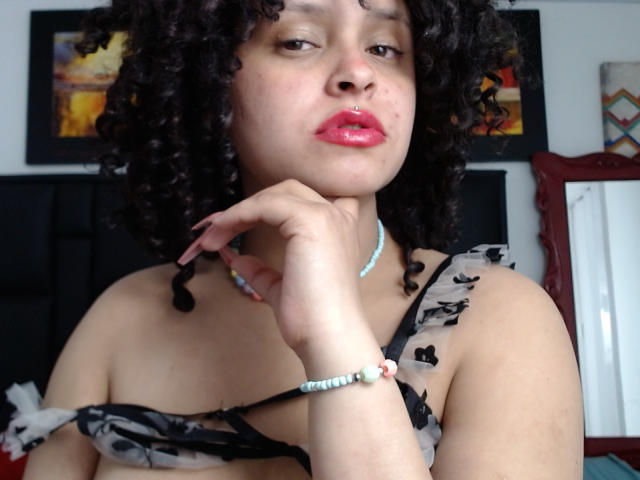TaylorDwan - Sexe cam en vivo - 22260481