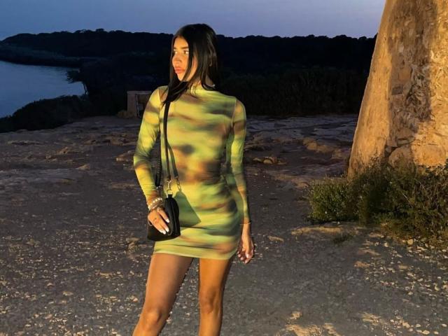 PriscillaRouss - ライブポルノ&amp;セックスカム - 22262209