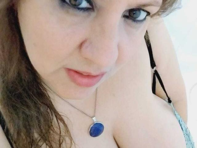 HotBabeIsuckI - Sexe cam en vivo - 22265253