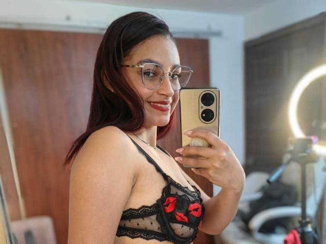 Ameliebx - Live sex cam - 22269169