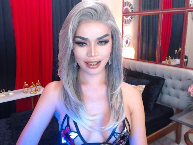MindieMcleaks - Live sex cam - 22270573