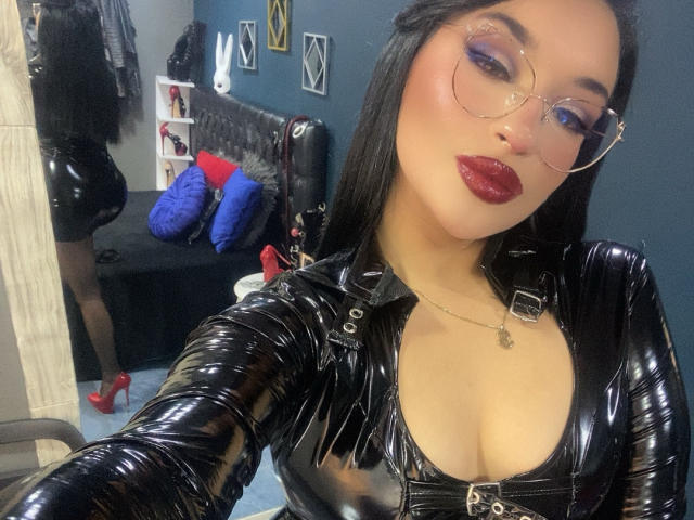 AmeliePiera - Live sex cam - 22270705