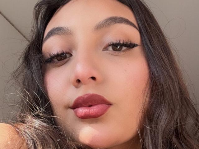 DianaFernandezz - Live sex cam - 22270765