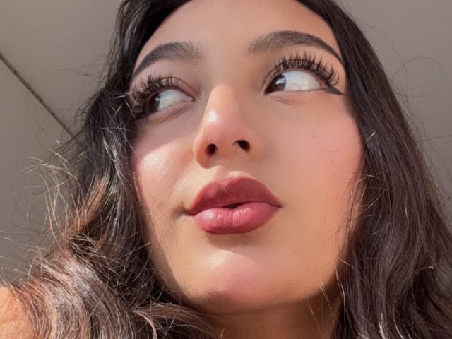 DianaFernandezz - Live sex cam - 22270769