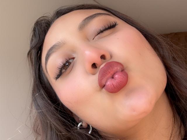 DianaFernandezz - Live sex cam - 22270957