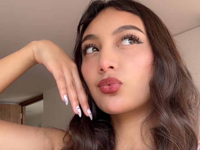 DianaFernandezz - Live porn &amp; sex cam - 22270961