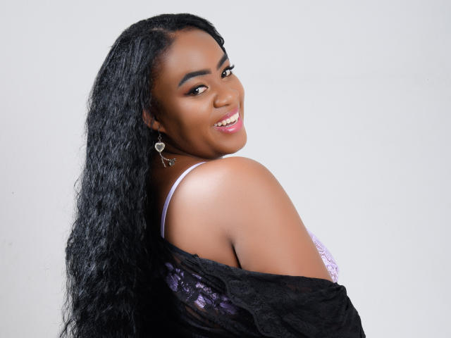 DanielaBrown - Sexe cam en vivo - 22271233