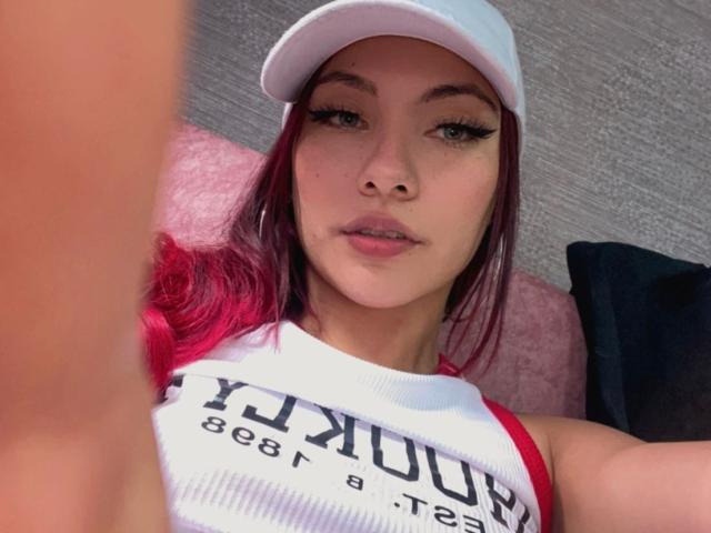 ValeryHarllow - Live sex cam - 22273945