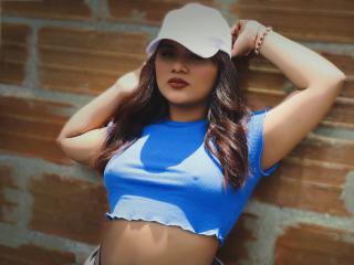 Alyssasyyn - Live Sex Cam - 22279129