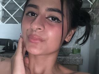 MichelleBenett - Live porn &amp; sex cam - 22283257