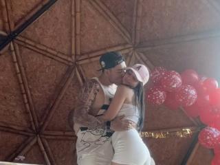 LucyAndJake - Live sexe cam - 22288765