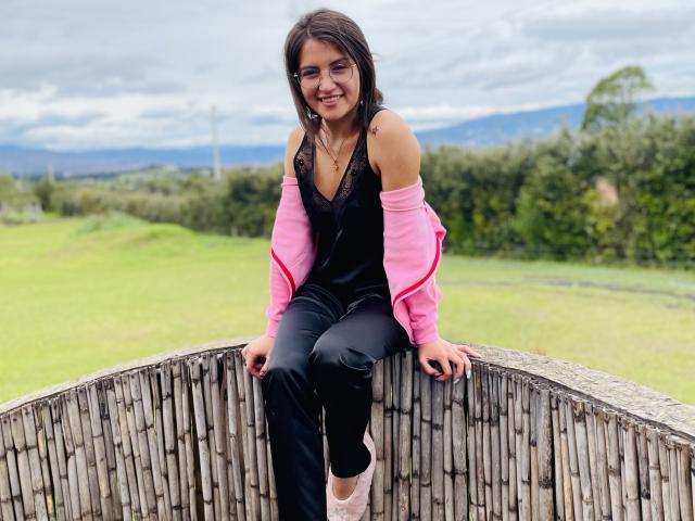 AmelieMuller - Live sex cam - 22290077