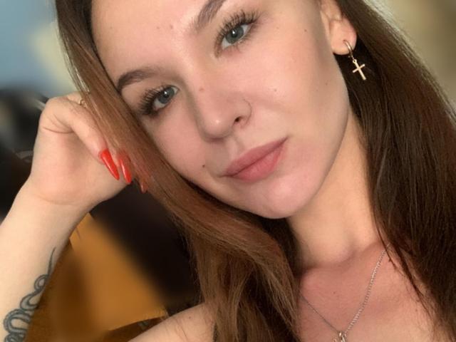 ShinyKelly - Live Sex Cam - 22293365