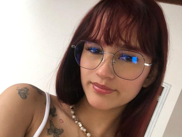 MelodyMansson - Live porn &amp; sex cam - 22294869