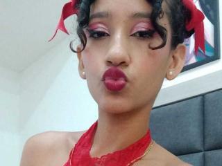 KathiaWilis - Live sex cam - 22295081