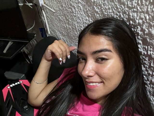 SharonKlart - Live porn &amp; sex cam - 22295401