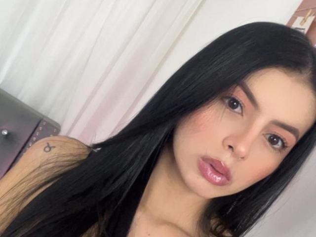 IsabellaJames - Live porn &amp; sex cam - 22297837