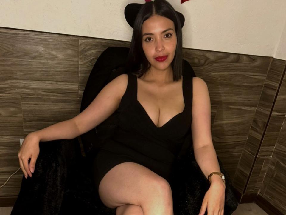 BellaAgatha - Live Sex Cam - 22298301