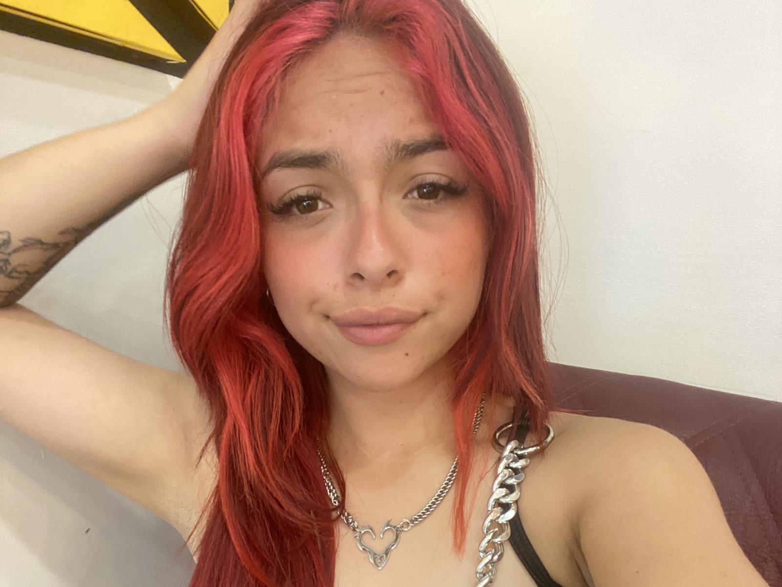 Yovglau - Live Sex Cam - 22303437