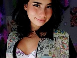 KikiCavill - Live Sex Cam - 22309621