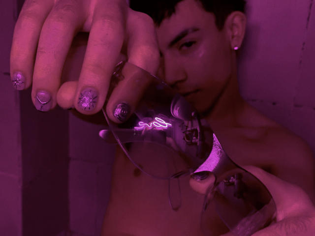 AaronBlink - Live Sex Cam - 22310209