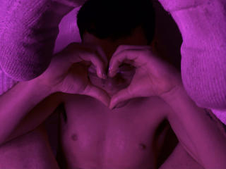 AaronBlink - Live Sex Cam - 22310225