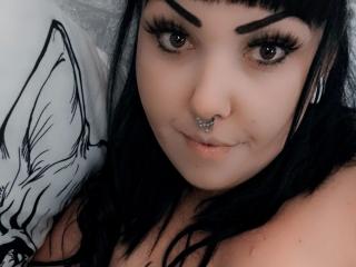 TinyDiamond88-hot - Live Sex Cam - 22316577