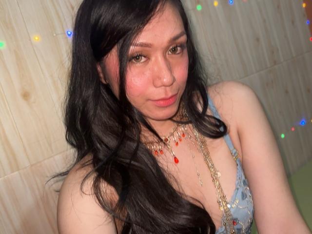 TsJade - Live Sex Cam - 22320077