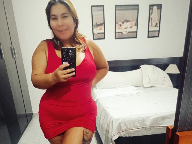 LouiseSexBigBoobs - Sexe cam en vivo - 22324021