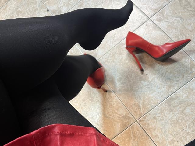 FiorellaStrong - Live porn &amp; sex cam - 22329501