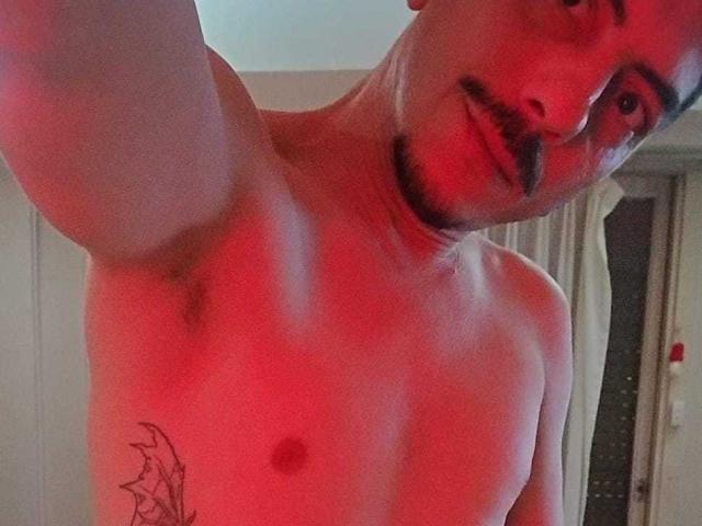 XSantyX - Live sex cam - 22330445