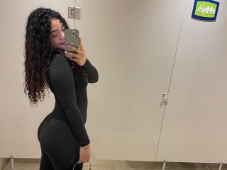 AliizonVega - Live Sex Cam - 22331349