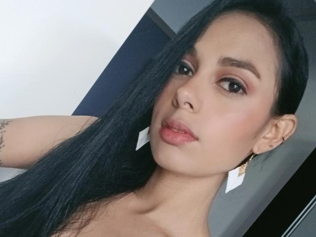 AnaisHilton - Live porn &amp; sex cam - 22331721