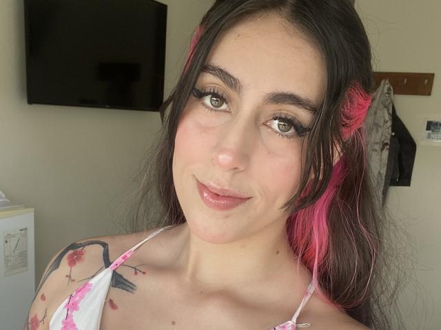 JazzeRusot - Live sex cam - 22334413