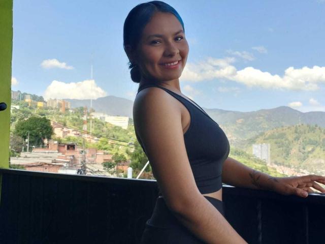 KiaraBowie - Live sexe cam - 22340825