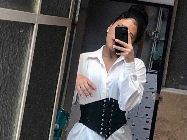 SophieSonyas - Sexe cam en vivo - 22342817
