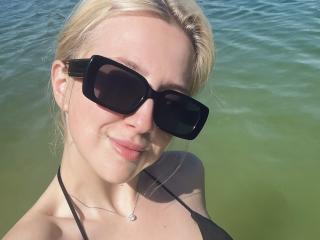 SofieMonroe - Live porn &amp; sex cam - 22342993